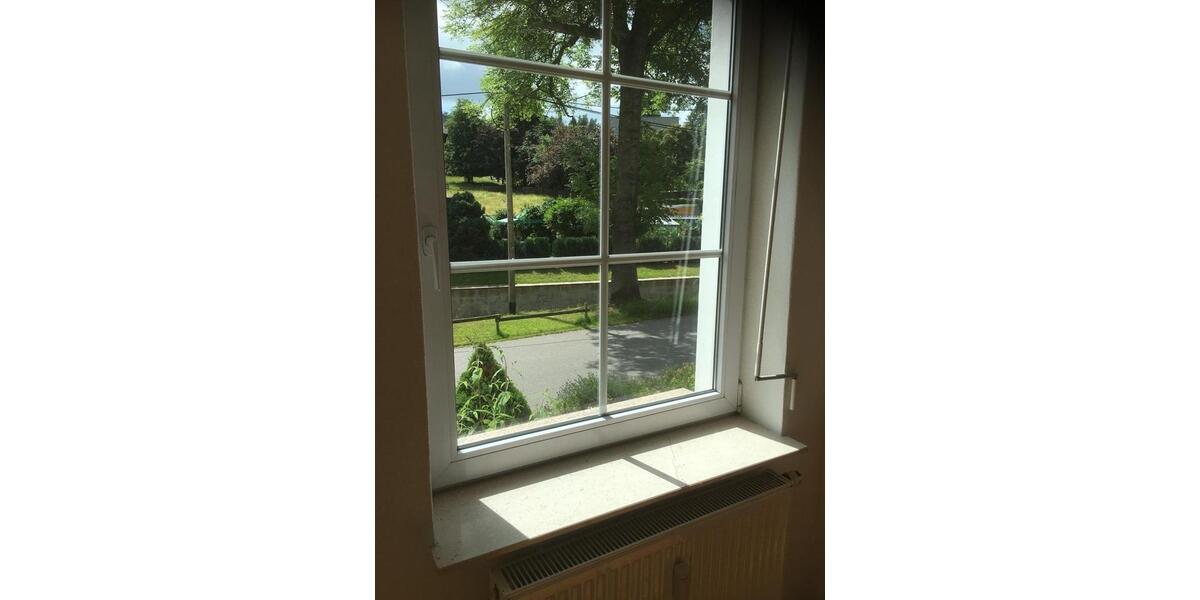 Erdgeschoßwohnung Niederwiesa - 2 Zimmer, 49 m&sup2;, 300&euro; | Angebot:24745162