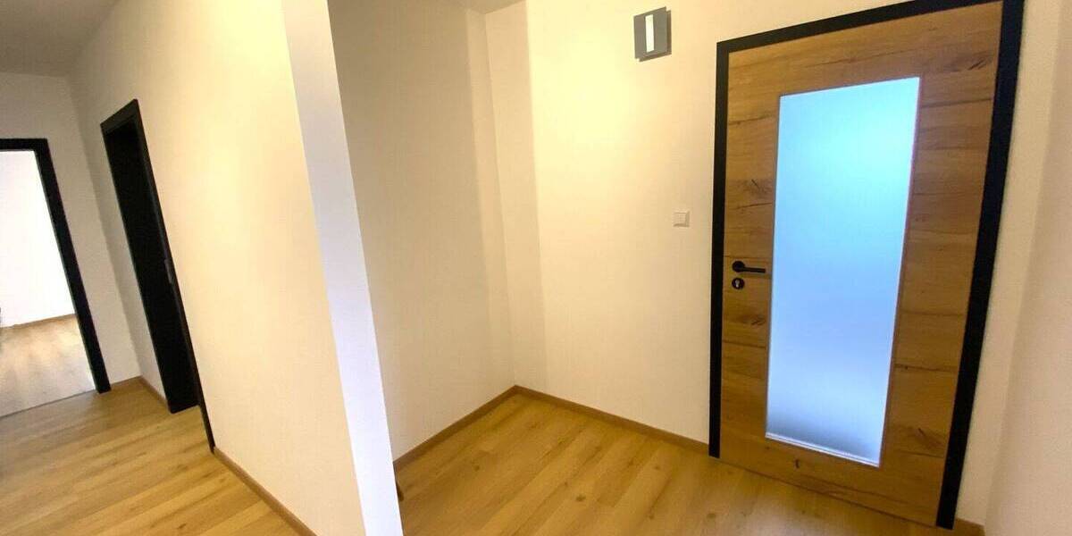 Etagenwohnung Nördlingen - 3 Zimmer, 95 m&sup2;, 1.000&euro; | Angebot:26695369