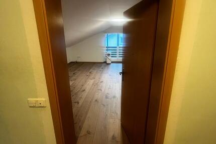 Frisch renovierte Dachgeschosswohnung in Bad Griesbach-Reutern zimmer