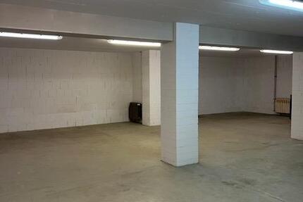Ca. 120 m² großer trockener, warmer und sicherer Lagerraum im Stadtzentrum von Röbel (Müritz) zimmer