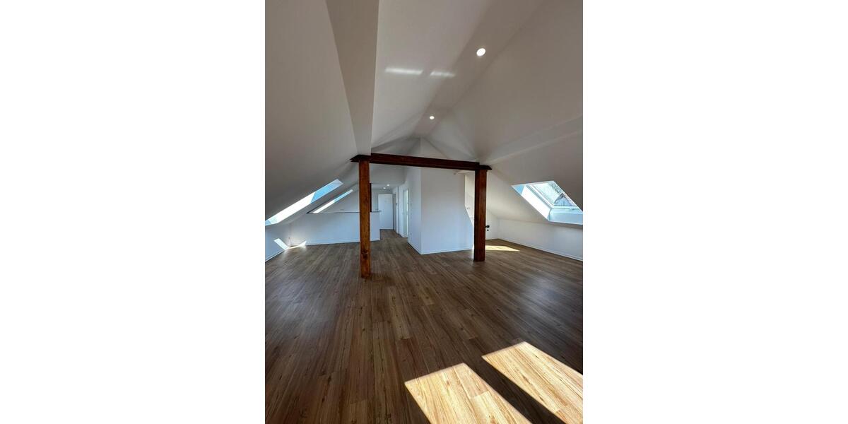 Dachgeschoßwohnung Bad Salzuflen Biemsen-Ahmsen - 1 Zimmer, 50 m&sup2;, 745&euro; | Angebot:26693979