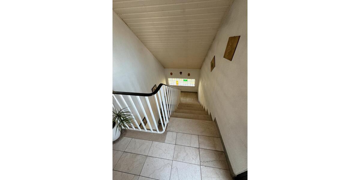 Dachgeschoßwohnung Reinheim - 2 Zimmer, 73 m&sup2;, 830&euro; | Angebot:26050745