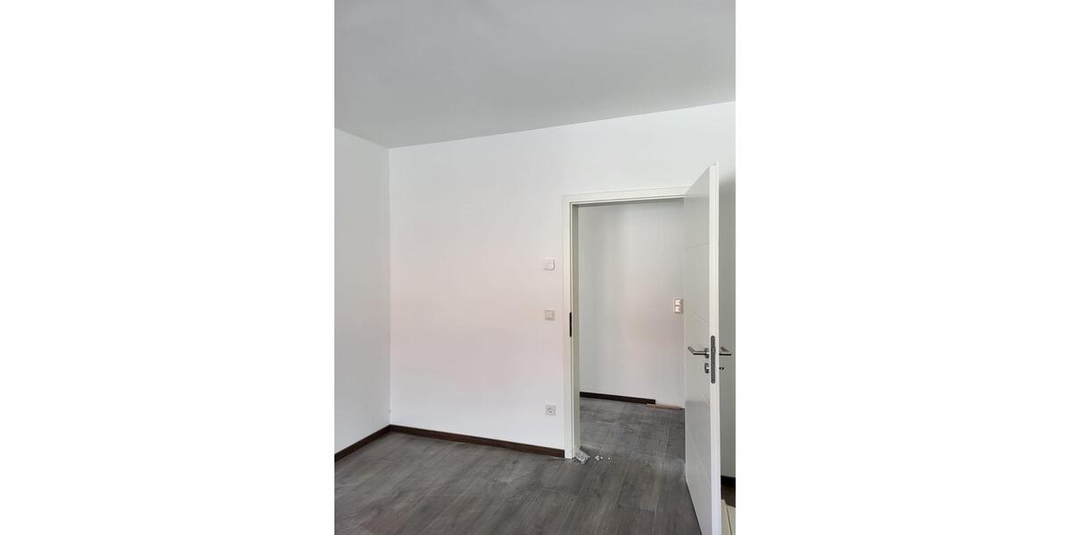 Erdgeschoßwohnung Worms Westliche Vororte - 3 Zimmer, 100 m&sup2;, 1.350&euro; | Angebot:26669817