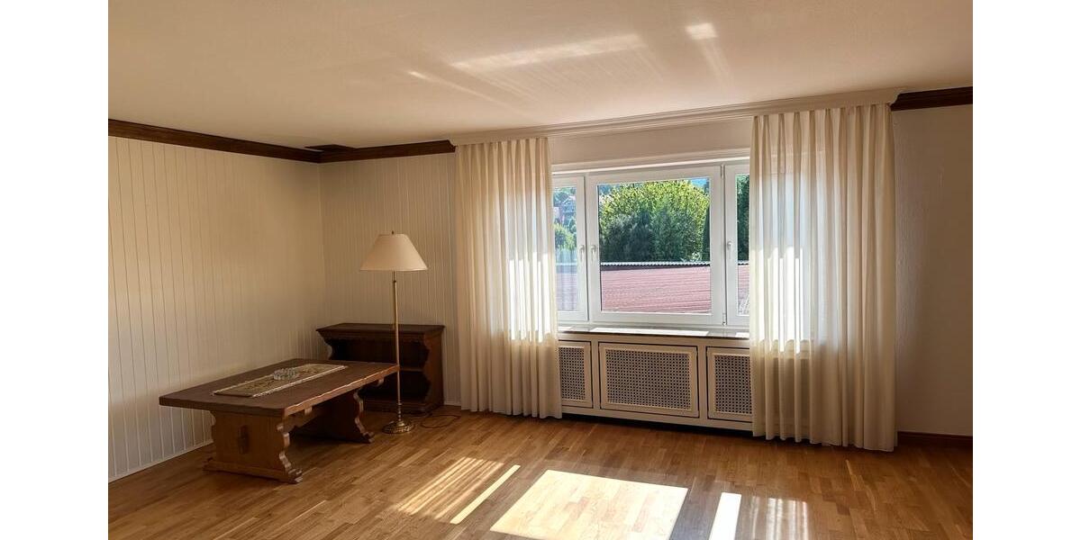 Etagenwohnung Preußisch Oldendorf - 10 Zimmer, 187 m&sup2;, 1.650&euro; | Angebot:26428321
