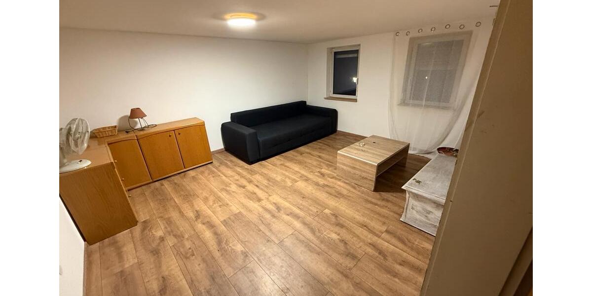 WG Zimmer Ab Sofort in Öhringen 1 zimmer