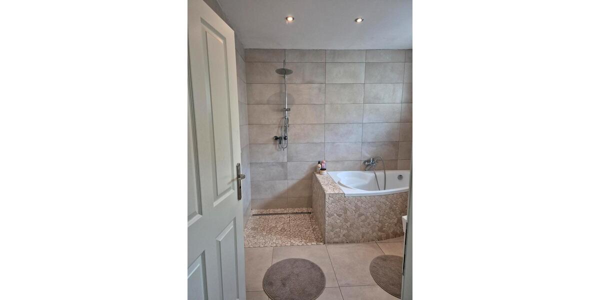 Wohnen auf Zeit Köln Rodenkirchen - 1 Zimmer, 16 m&sup2;, 670&euro; | Angebot:26616039
