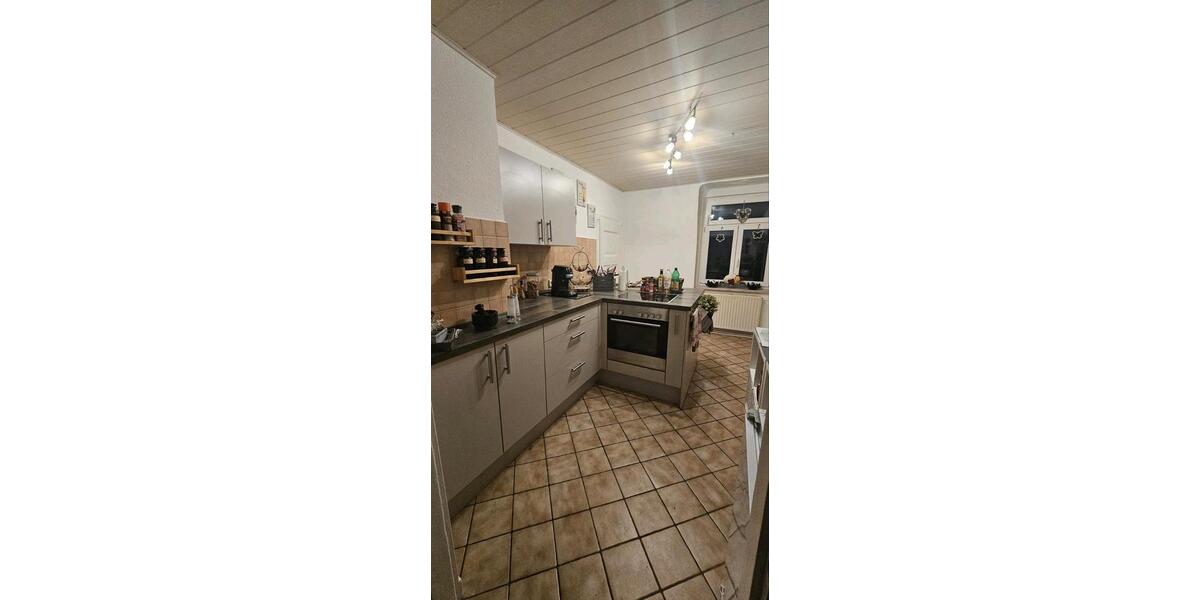 Dachgeschoßwohnung Gotha - 4 Zimmer, 105 m&sup2;, 770&euro; | Angebot:26019228