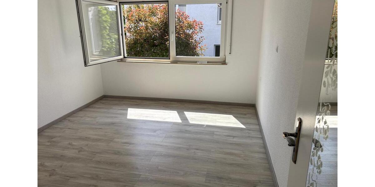 Erdgeschoßwohnung Waiblingen Beinstein - 2.5 Zimmer, 56 m&sup2;, 1.100&euro; | Angebot:26522903