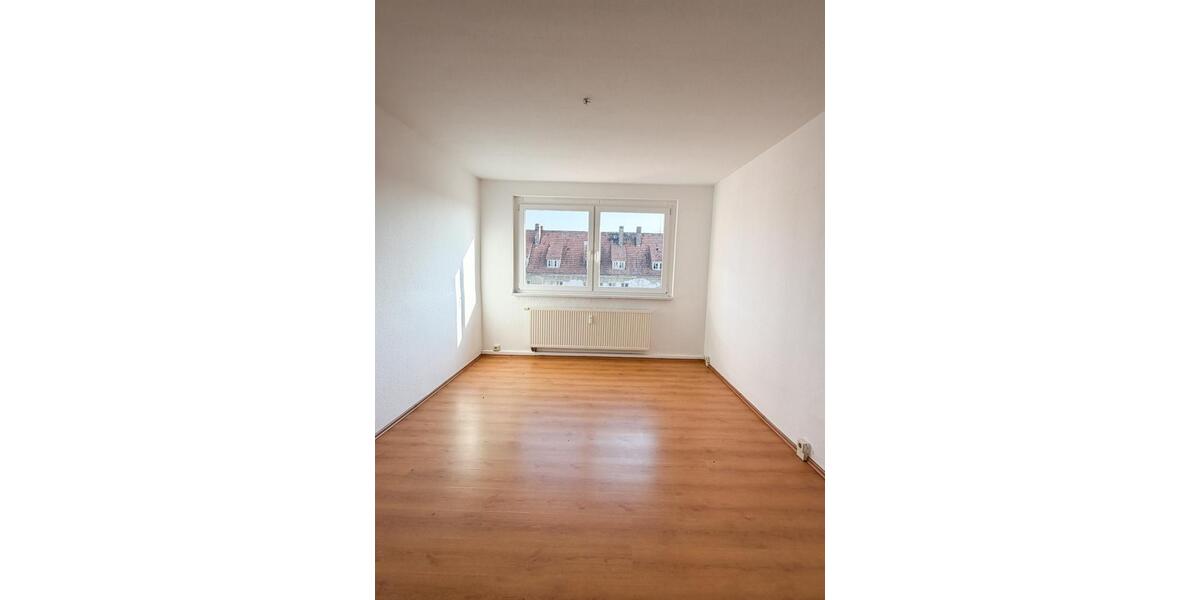 Erdgeschoßwohnung Naumburg (Saale) - 3 Zimmer, 60 m&sup2;, 280&euro; | Angebot:26464010