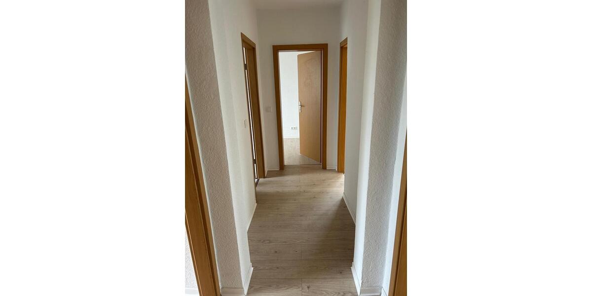 Etagenwohnung Bad Langensalza - 3 Zimmer, 65 m&sup2;, 380&euro; | Angebot:26619935