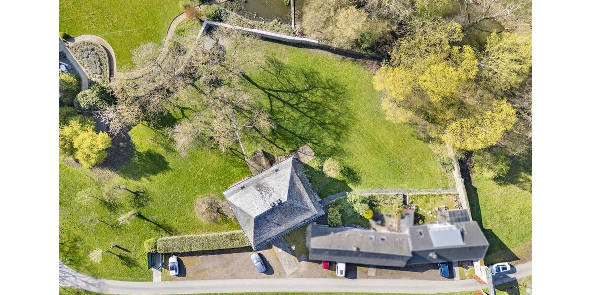 Maisonettenwohnung Swisttal - 6 Zimmer, 235 m&sup2;, 2.100&euro; | Angebot:26678943