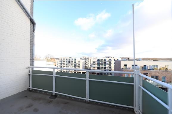 Etagenwohnung Kiel Südfriedhof - 3 Zimmer, 93 m&sup2;, 1.340&euro; | Angebot:26142971
