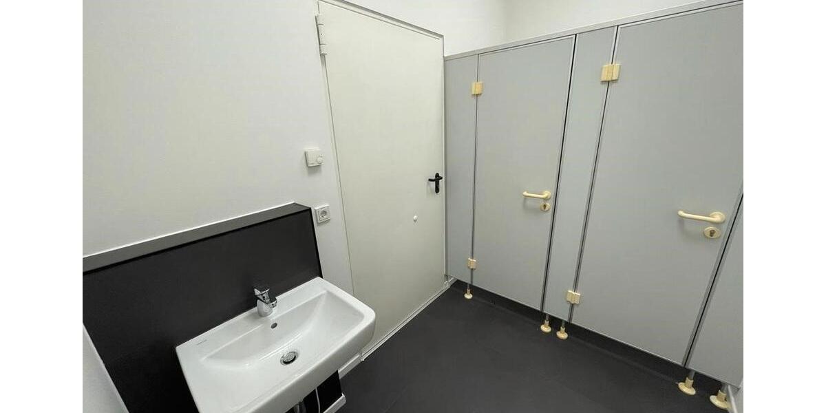 Gewerbeobjekt Göppingen Bruckwasen - 2.900&euro; | Angebot:26635211