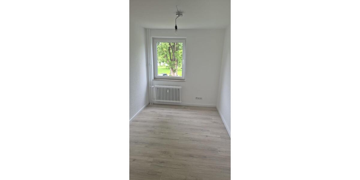 Etagenwohnung Eschwege - 3 Zimmer, 67 m&sup2;, 480&euro; | Angebot:26676764