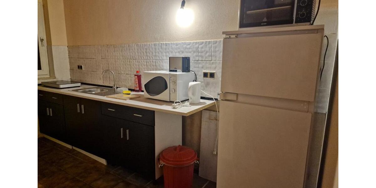 Wohnen auf Zeit Langenfeld (Rheinland) - 8 Zimmer, 150 m&sup2;, 550&euro; | Angebot:25550404