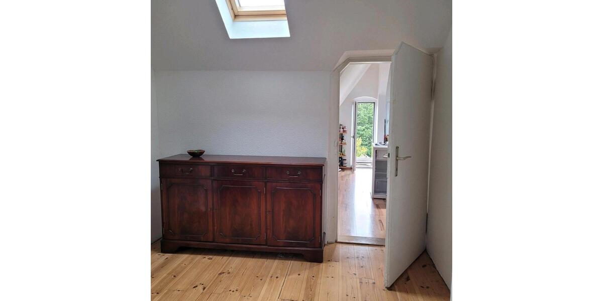 Dachgeschoßwohnung Braunschweig Lehndorf-Watenbüttel - 3 Zimmer, 45 m&sup2;, 650&euro; | Angebot:26565992