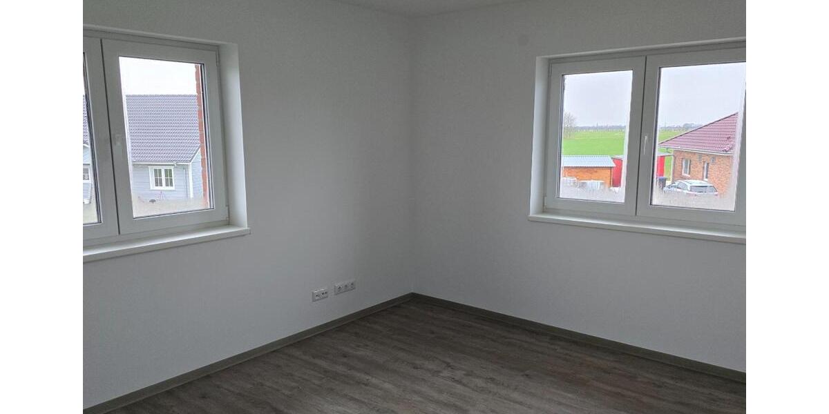 Doppelhaushälfte Wewelsfleth - 4 Zimmer, 130 m&sup2;, 1.500&euro; | Angebot:25044679