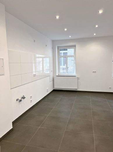 Schöne 3 Zi. Wohnung direkt in der Fürther Innenstadt! Nähe U-Bahn!