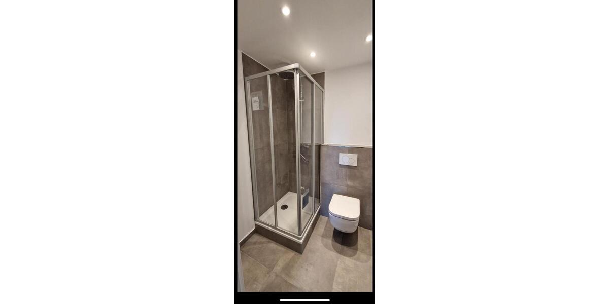 Etagenwohnung München Bogenhausen - 4 Zimmer, 21 m&sup2;, 720&euro; | Angebot:25146442