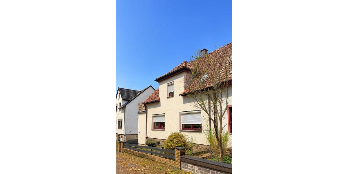 Doppelhaushälfte - 130 m² – 6 Zimmer – ab Februar 2026 6 zimmer