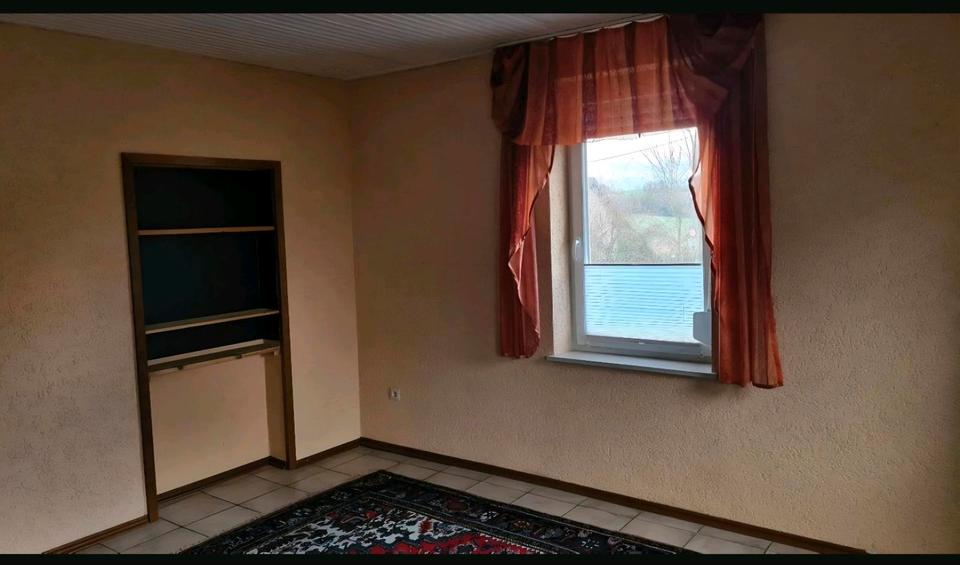 Wohnen auf Zeit Reinsfeld - 1 Zimmer, 180 m&sup2;, 380&euro; | Angebot:26124698