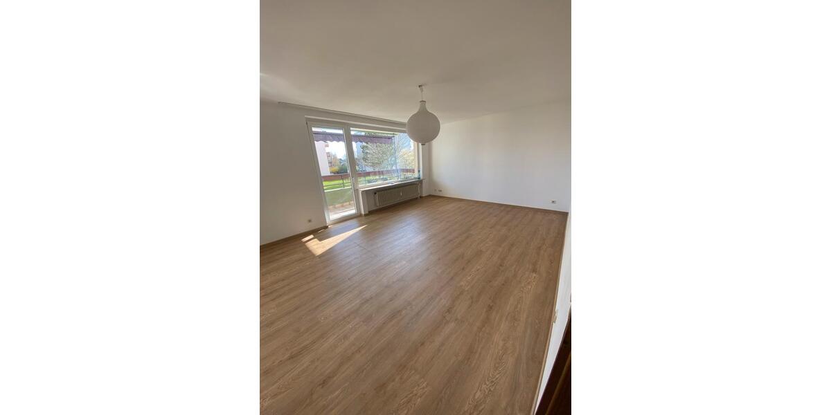 Etagenwohnung Hochheim am Main - 1 Zimmer, 65 m&sup2;, 1.030&euro; | Angebot:25933541