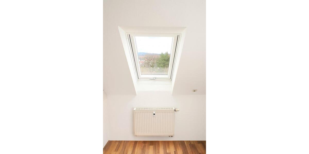 Dachgeschoßwohnung Eisfeld - 1 Zimmer, 34 m&sup2;, 275&euro; | Angebot:26422571