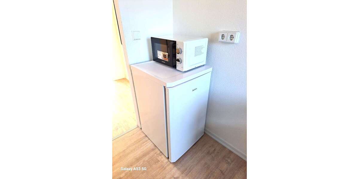 Komplett neu möblierte 2 Zimmer Wohnung mit Balkon. Flexibel ab 6 Monate zu vermieten! - Appartement Sachsen-Anhalt - Annaburg Annaburg | Angebot:25984847