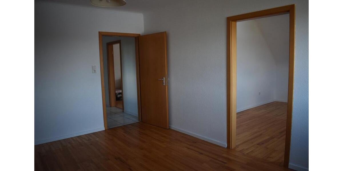 Dachgeschoßwohnung Dillingen (Saar) - 3 Zimmer, 65 m&sup2;, 500&euro; | Angebot:26486076
