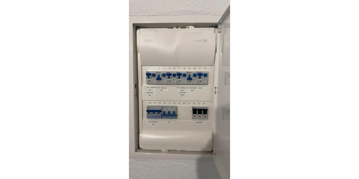 Etagenwohnung Neumünster Böcklersiedlung - 2 Zimmer, 64 m&sup2;, 800&euro; | Angebot:26035686