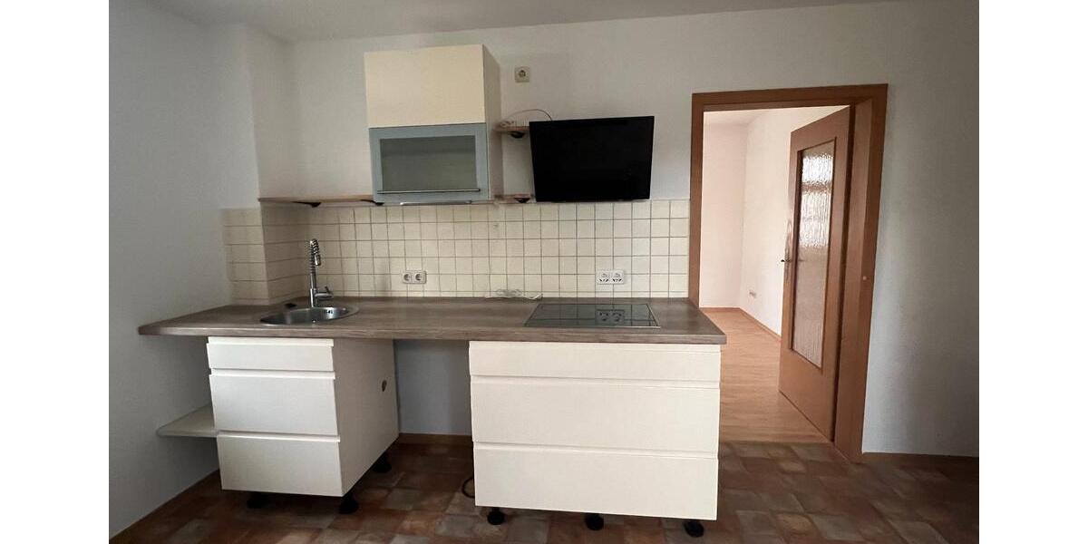 Erdgeschoßwohnung Rochlitz - 3 Zimmer, 70 m&sup2;, 420&euro; | Angebot:26098091