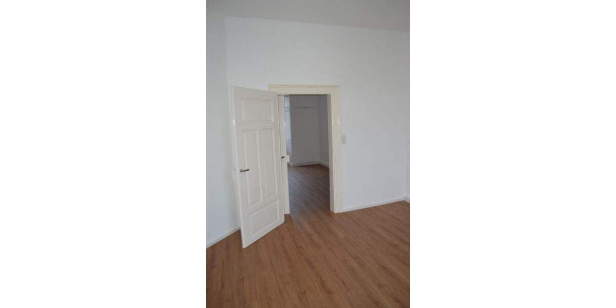 Etagenwohnung Kitzingen - 4 Zimmer, 114 m&sup2;, 830&euro; | Angebot:24906126