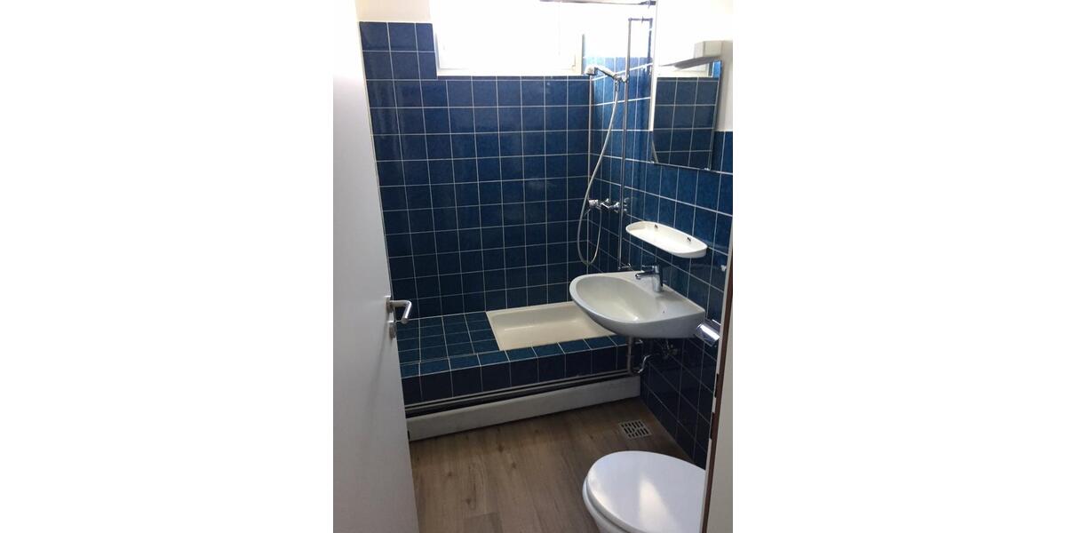 Hochparterre Bielefeld Mitte - 1 Zimmer, 28 m&sup2;, 330&euro; | Angebot:26278511