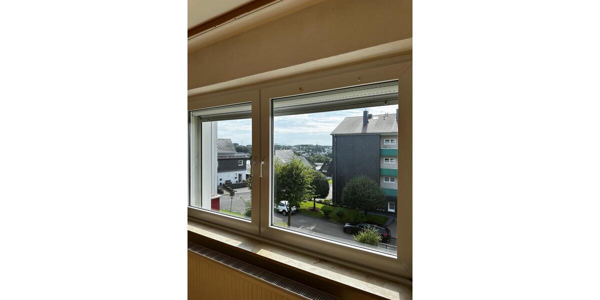 Etagenwohnung Wipperfürth - 3 Zimmer, 99 m&sup2;, 750&euro; | Angebot:25444563