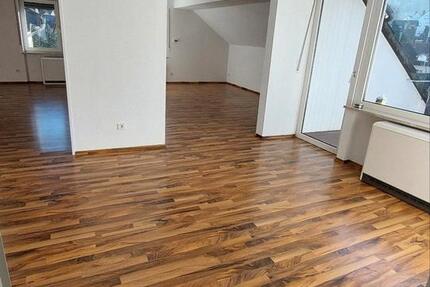 Wohnung Hofheim am Taunus - 2 Zimmer, 72 m&sup2;, 980&euro; | Angebot:24875759