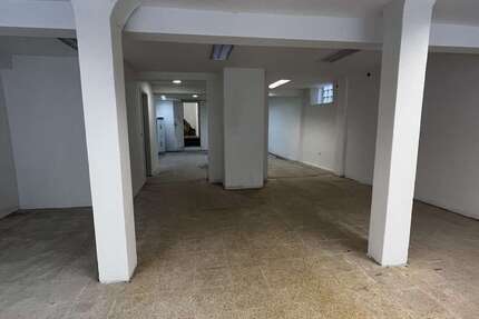 Einzelhandel in Lichtenfels 800 € 87 m² zimmer