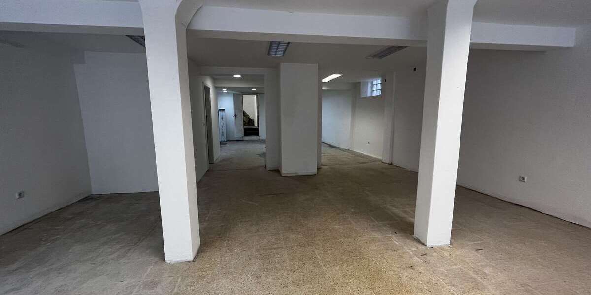 Einzelhandel in Lichtenfels 800 € 87 m² zimmer