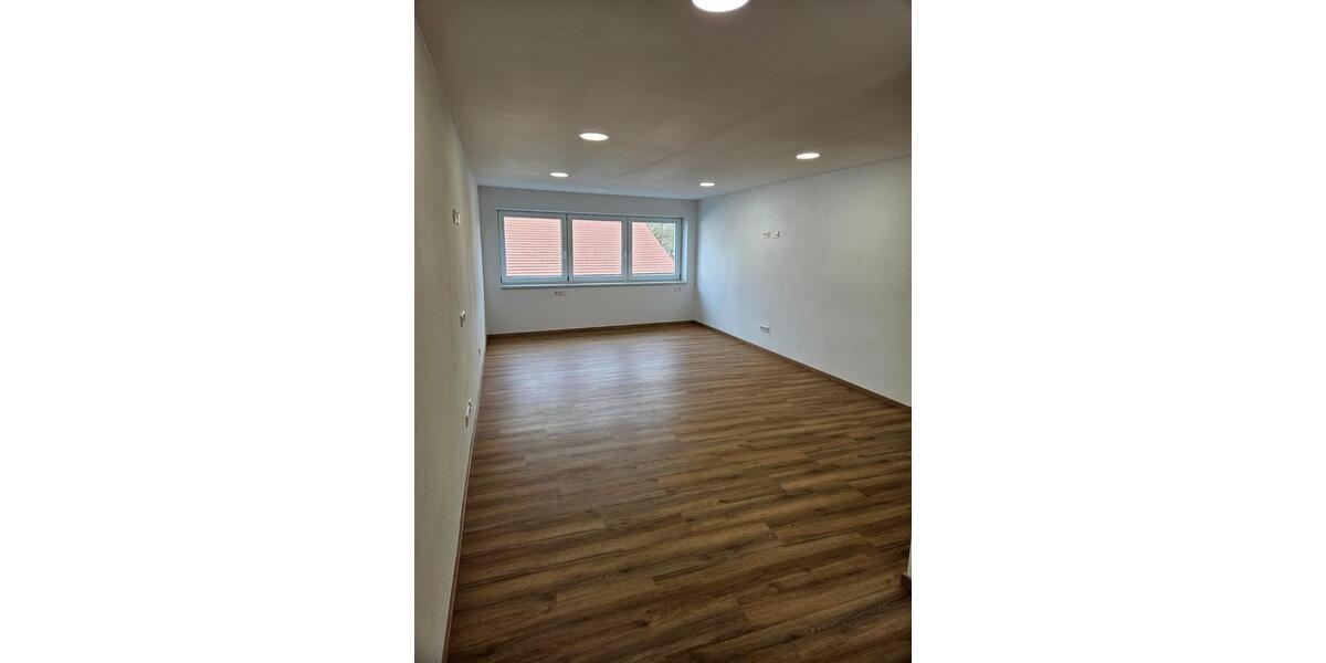 Erdgeschoßwohnung Viechtach - 1 Zimmer, 35 m&sup2;, 300&euro; | Angebot:25220518