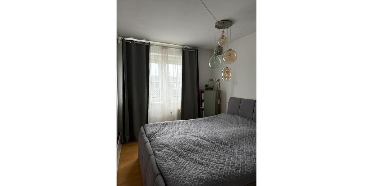 Einfamilienhaus Frankfurt am Main Sachsenhausen Süd - 2.5 Zimmer, 64 m&sup2;, 1.750&euro; | Angebot:25127080
