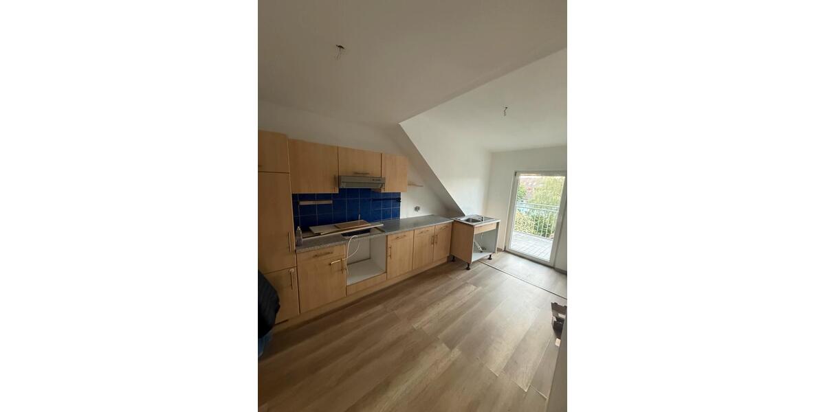 Dachgeschoßwohnung Mannheim Niederfeld - 3 Zimmer, 77 m&sup2;, 1.150&euro; | Angebot:26630886