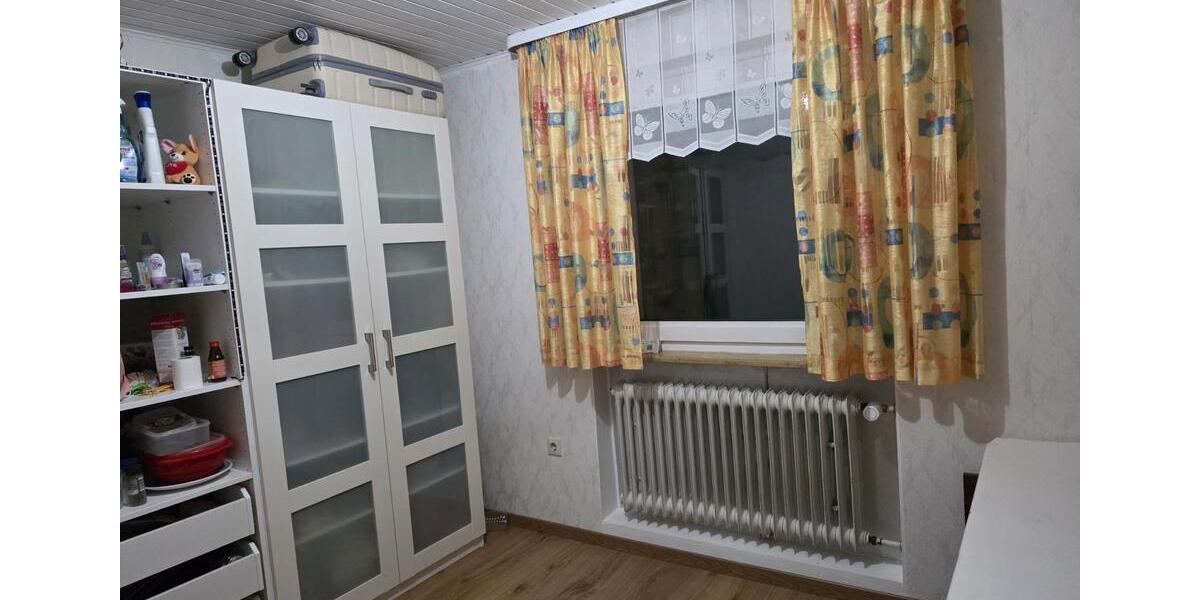 Wohnen auf Zeit Lampertheim - 4 Zimmer, 104 m&sup2;, 495&euro; | Angebot:26605378
