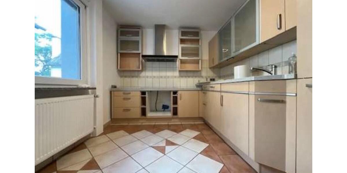 Einfamilienhaus Wiesbaden Bierstadt - 3.5 Zimmer, 85 m&sup2;, 1.300&euro; | Angebot:24693201