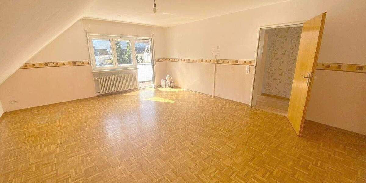 Etagenwohnung Trier / Ehrang Ehrang - 4 Zimmer, 125 m&sup2;, 980&euro; | Angebot:25166425