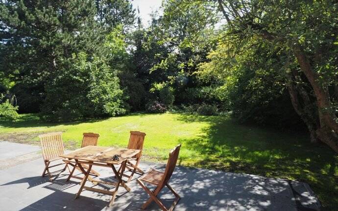 Etagenwohnung Hamburg Nienstedten - 5 Zimmer, 140 m&sup2;, 3.500&euro; | Angebot:26190642