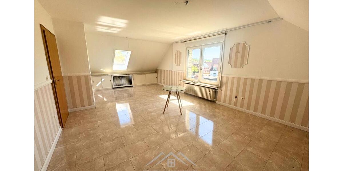 Dachgeschoßwohnung Hessisch Oldendorf - 3 Zimmer, 85 m&sup2;, 800&euro; | Angebot:26591128