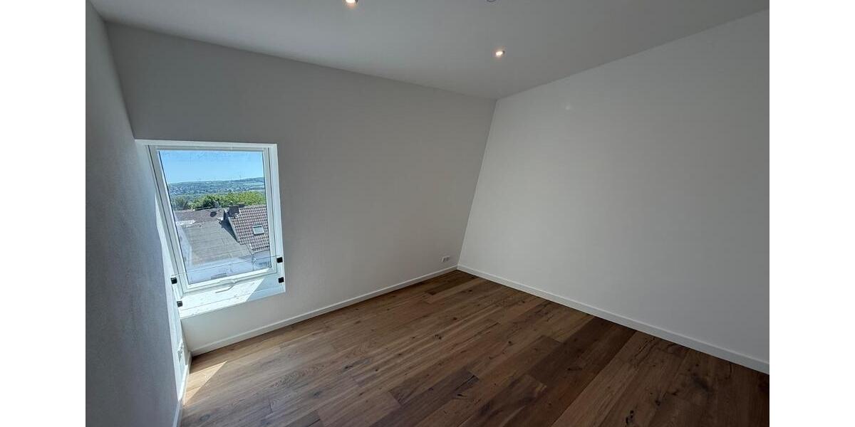 Einfamilienhaus Trier Feyen-Weismark - 3.5 Zimmer, 115 m&sup2;, 1.595&euro; | Angebot:26690219