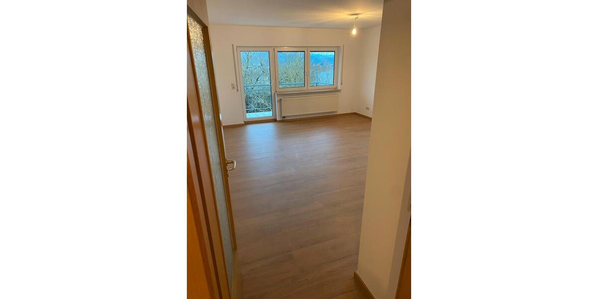 Etagenwohnung Mosbach - 3 Zimmer, 77 m&sup2;, 843&euro; | Angebot:24857829