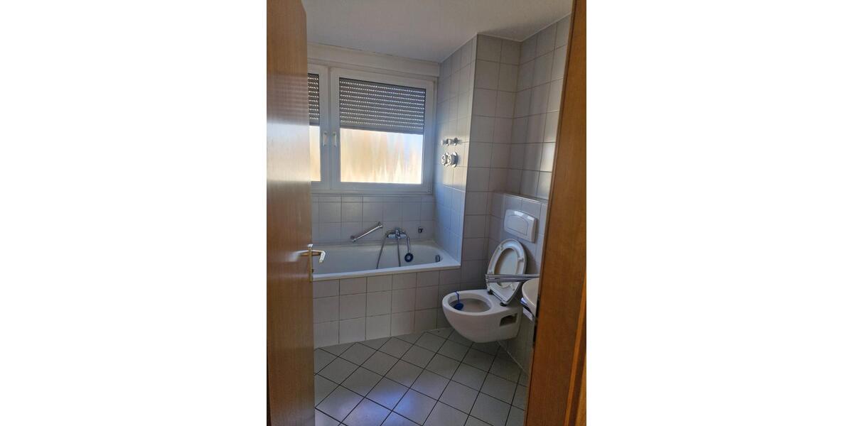 Dachgeschoßwohnung Triptis - 2 Zimmer, 58 m&sup2;, 405&euro; | Angebot:25377999