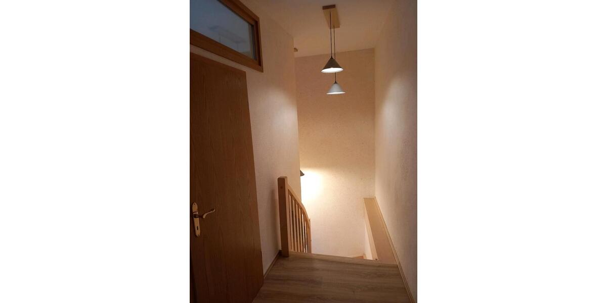 Maisonettenwohnung Werdau - 5 Zimmer, 142 m&sup2;, 1.199&euro; | Angebot:26426380