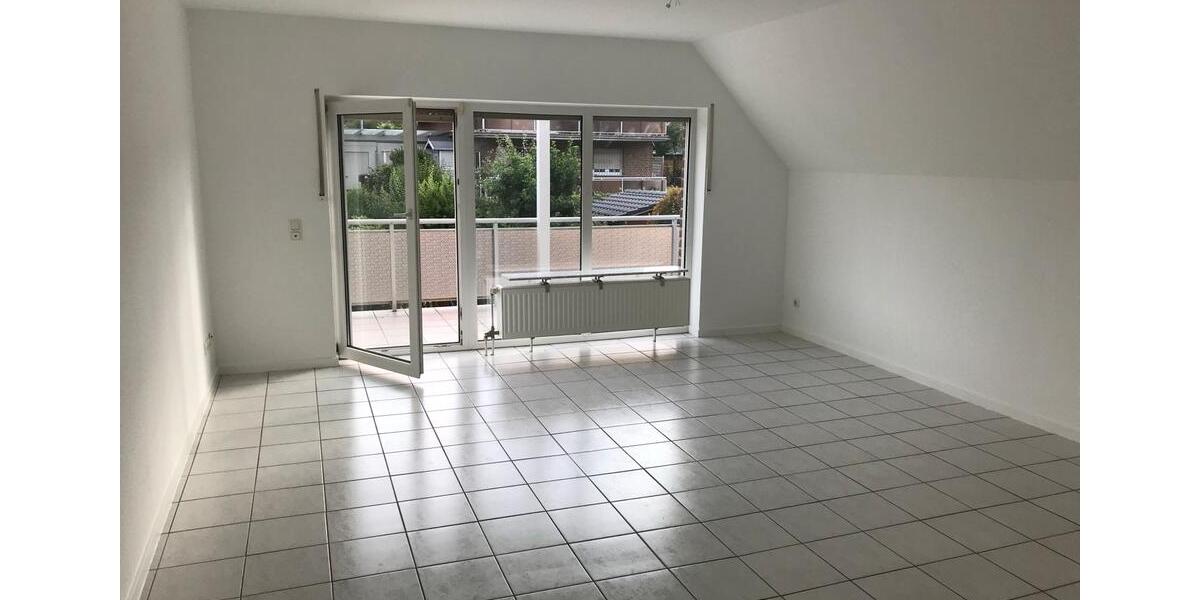 Etagenwohnung Mönchengladbach West - 3 Zimmer, 110 m&sup2;, 1.190&euro; | Angebot:26591552